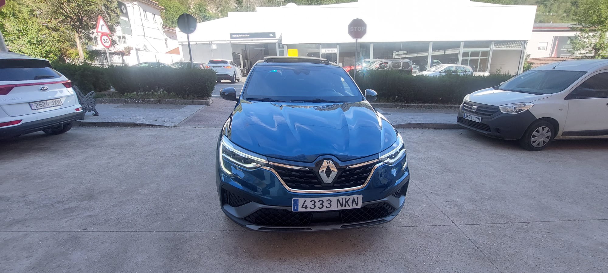 Renault Arkana 1.6 hybri 145cv miniatura 3